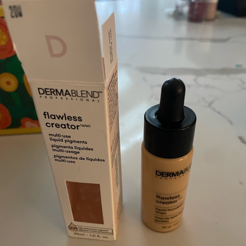 Dermablend flawless creator liquid makeup